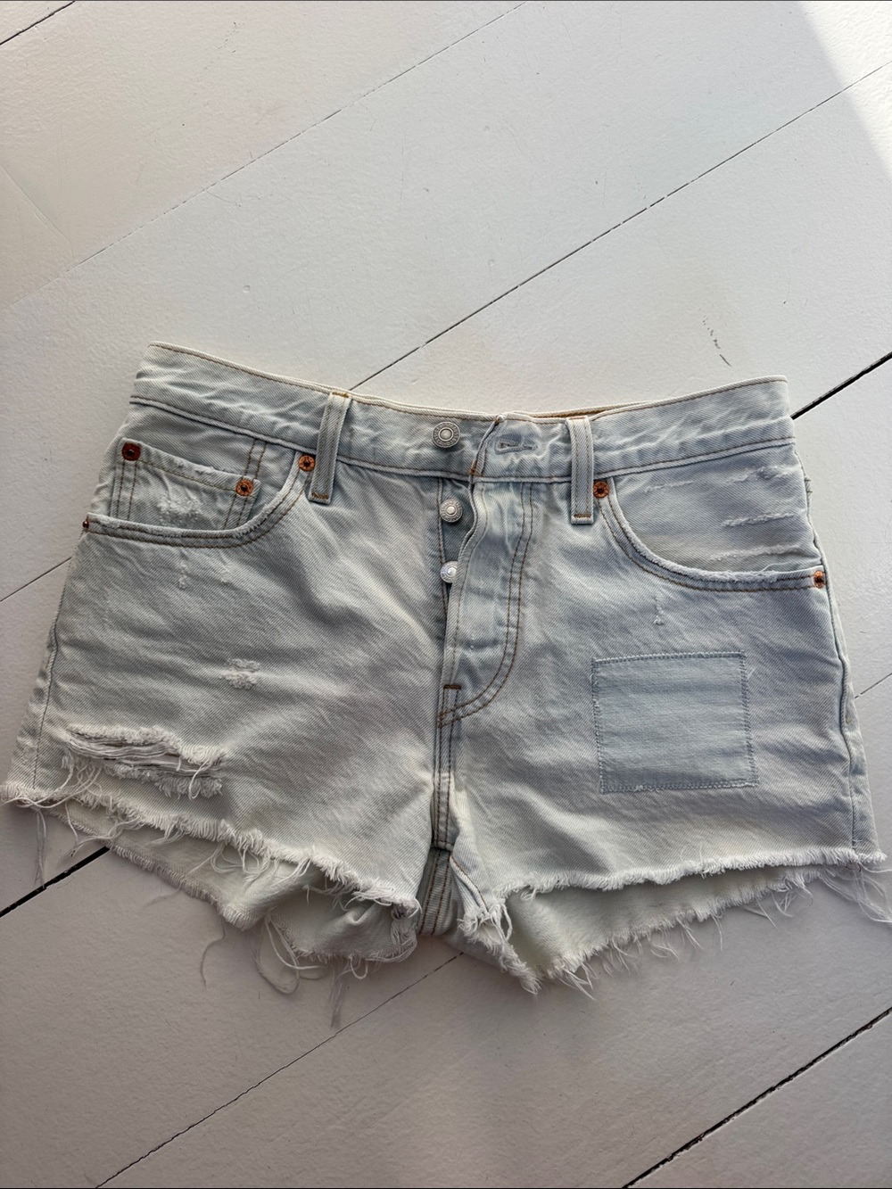 Casual Light Wash Distressed Denim Cutoff Shorts